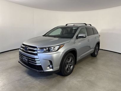 Used 2018 Toyota Highlander Limited Platinum