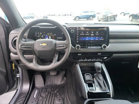 New 2026 Chevrolet Colorado W/T image 2
