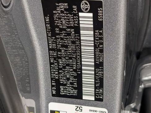 Used 2025 Toyota Camry SE FWD image 34