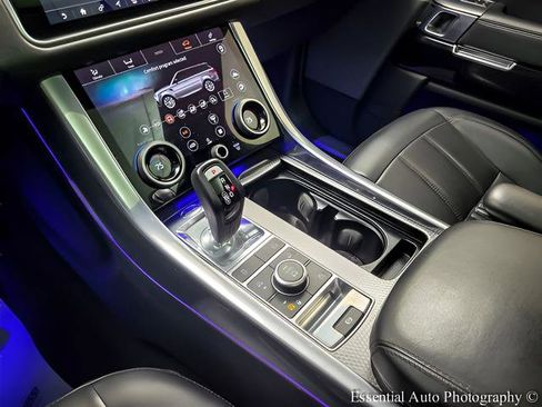 Used 2020 Land Rover Range Rover Sport HSE Dynamic image 21