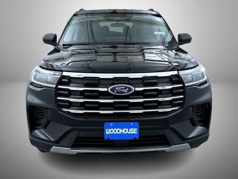 New 2026 Ford Explorer Active image 2