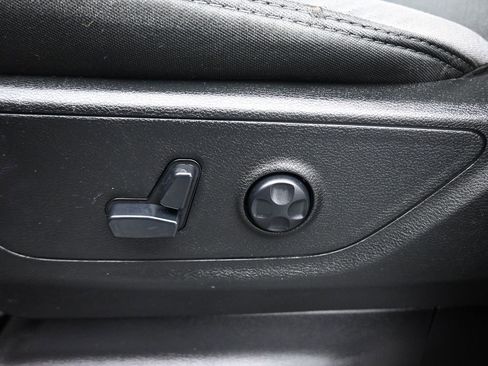 Used 2020 RAM 1500 Big Horn image 12