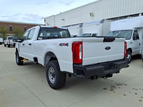 New 2026 Ford F250 XL w/ XL Off-Road Package AWD/4WD image 7