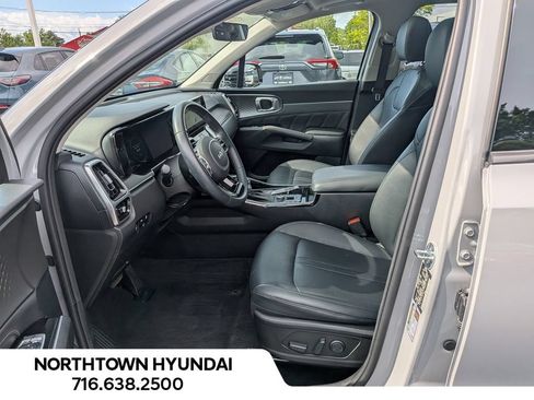 Used 2023 Kia Sorento SX AWD/4WD image 10