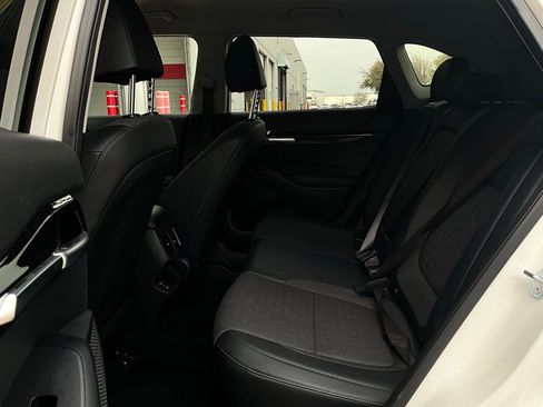 Used 2025 Kia Seltos S image 11