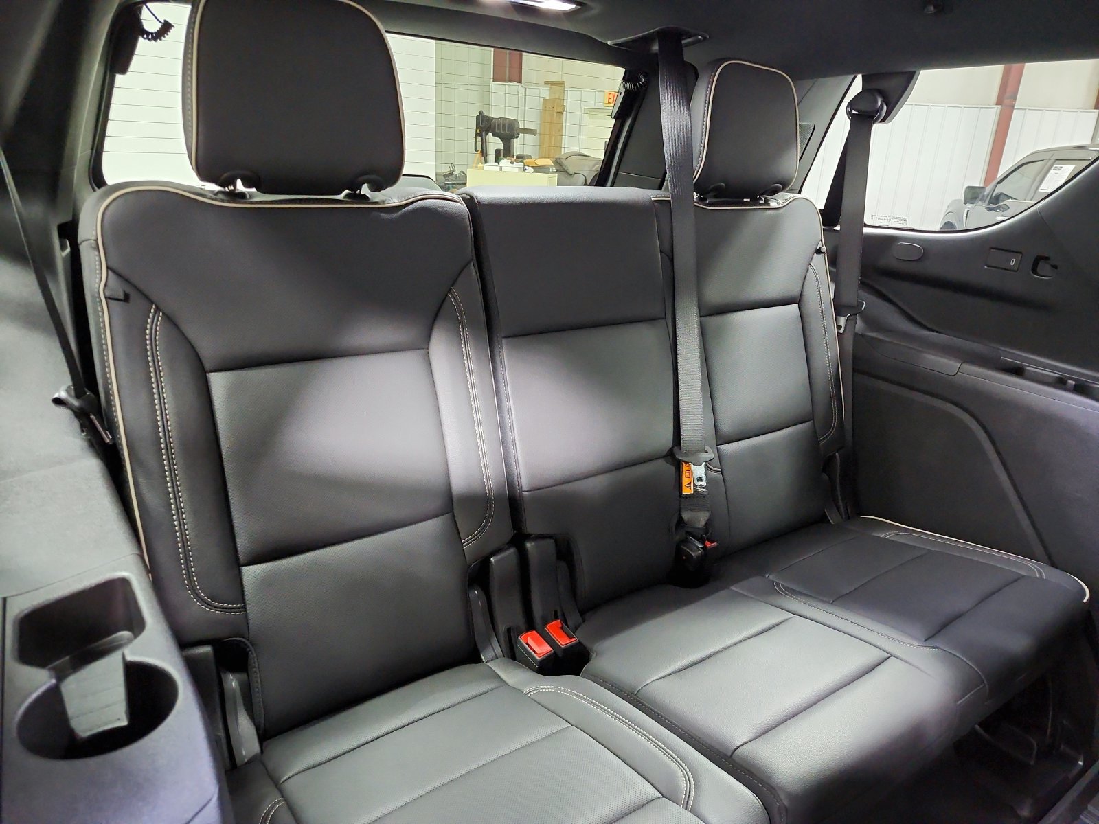 Used 2026 GMC Yukon Elevation w/ Elevation Premium Package AWD/4WD image 45