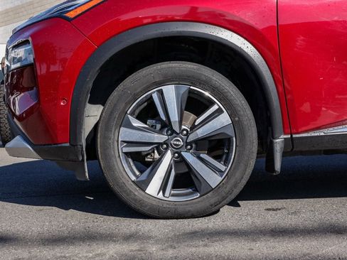 Used 2023 Nissan Rogue Platinum w/ Platinum Premium Package image 11