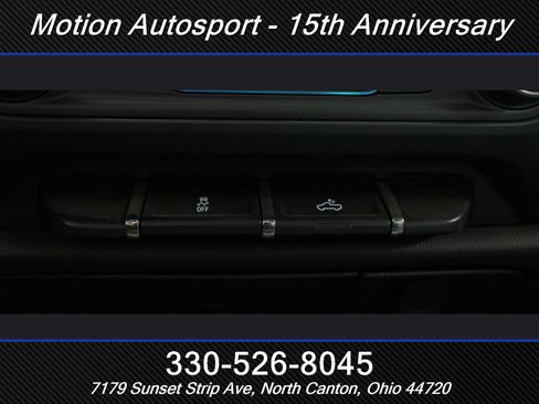 Used 2018 Chevrolet Silverado 1500 Custom w/ Custom Convenience Package AWD/4WD image 19