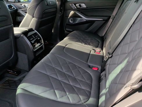 Certified 2025 BMW X5 M60i image 37