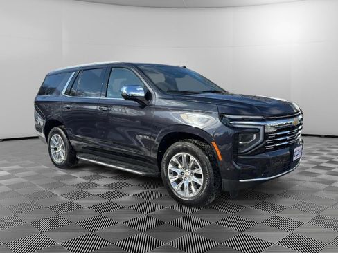 Used 2025 Chevrolet Tahoe Premier image 2