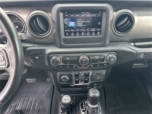Used 2019 Jeep Wrangler Unlimited Sport S image 17