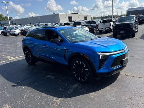 Used 2024 Chevrolet Blazer EV RS AWD/4WD image 12