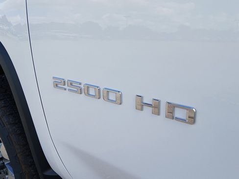 New 2022 Chevrolet Traverse LT w/ LT Premium Package image 26