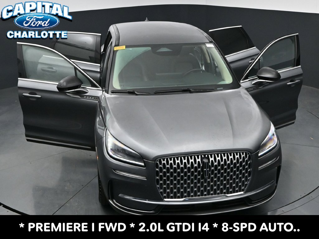 Used 2025 Lincoln Corsair FWD image 32
