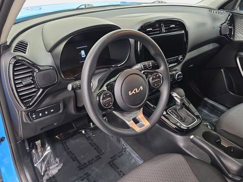 Used 2024 Kia Soul S image 16