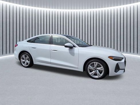 Used 2025 Audi A5 2.0T Premium Plus w/ Premium Plus AWD/4WD image 4