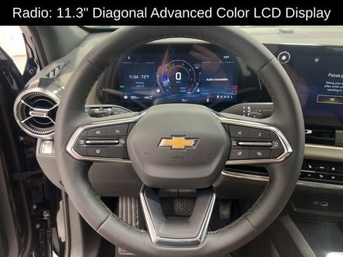 New 2026 Chevrolet Equinox LT w/ Convenience Package II AWD/4WD image 8
