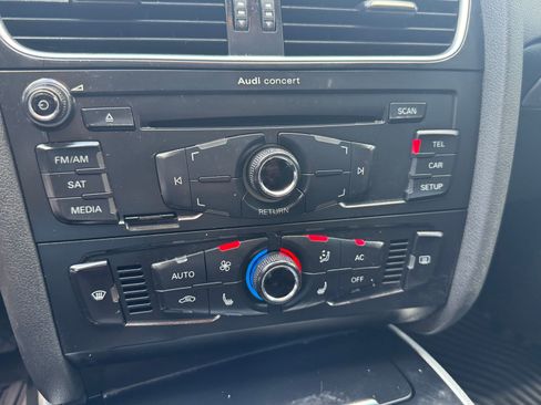 Used 2010 Audi A4 2.0T Premium image 21