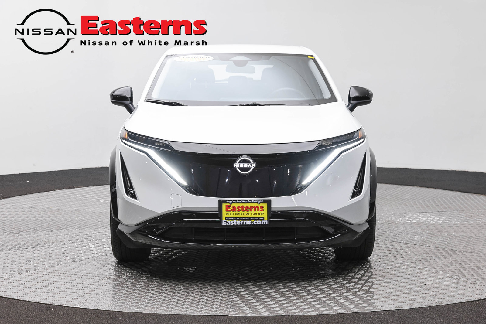 Used 2024 Nissan Ariya FWD image 2