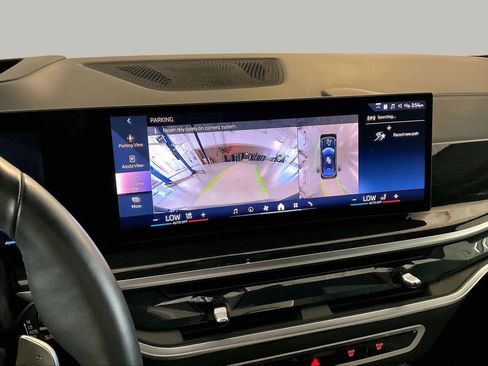 Used 2025 BMW X6 xDrive40i AWD/4WD image 27