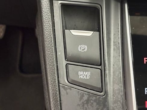 Used 2018 Honda CR-V EX image 28