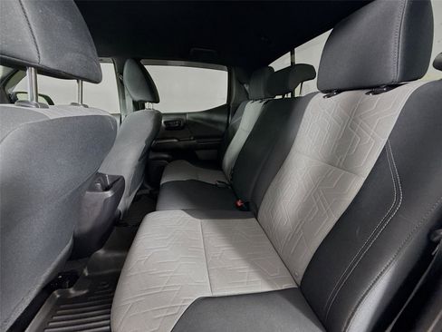 Used 2023 Toyota Tacoma TRD Off-Road w/ Technology Package image 28