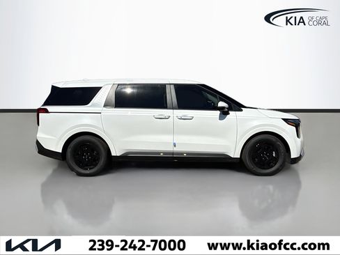 New 2026 Kia Carnival image 6