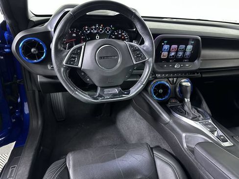 Used 2017 Chevrolet Camaro SS RWD image 21
