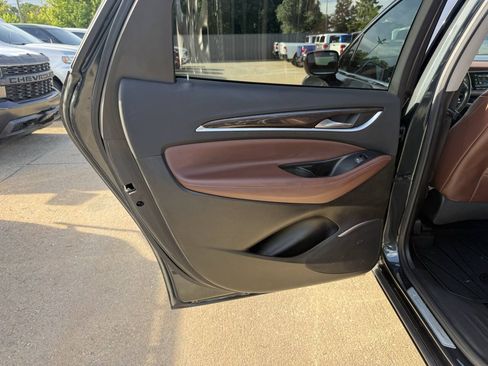 Used 2018 Buick Enclave Avenir w/ Avenir Technology Package AWD/4WD image 15