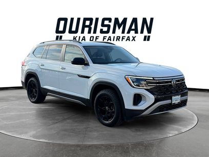 Used 2025 Volkswagen Atlas Peak Edition SE