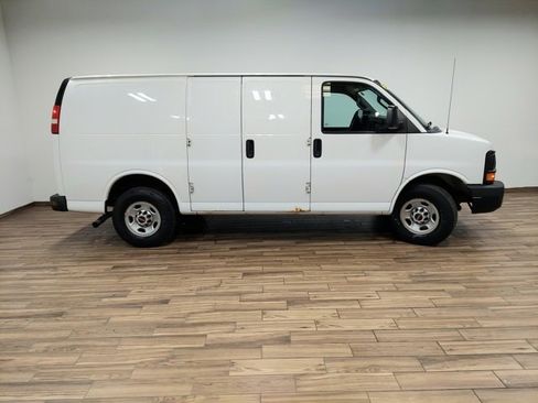 Used 2016 GMC Savana 3500 image 13