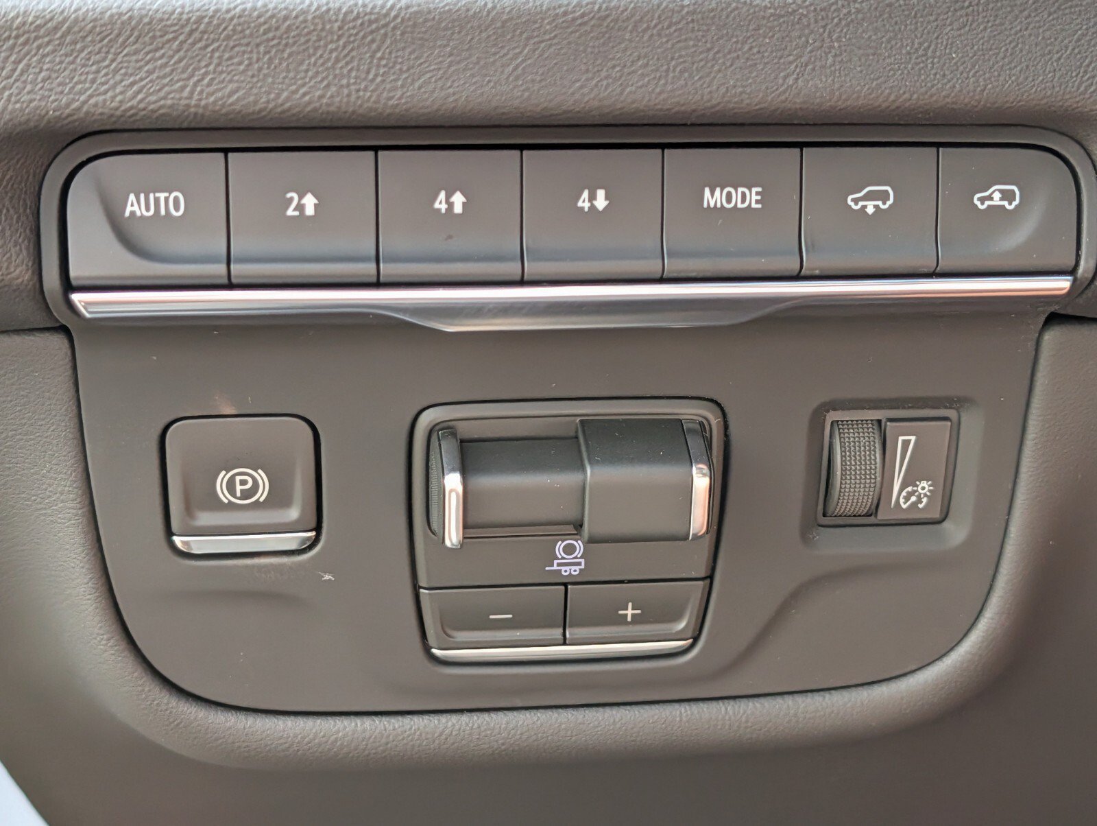 New 2026 Cadillac Escalade Sport w/ Touring Package AWD/4WD image 18