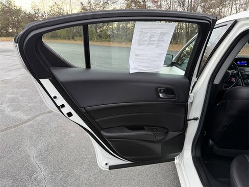 Used 2021 Acura ILX image 10