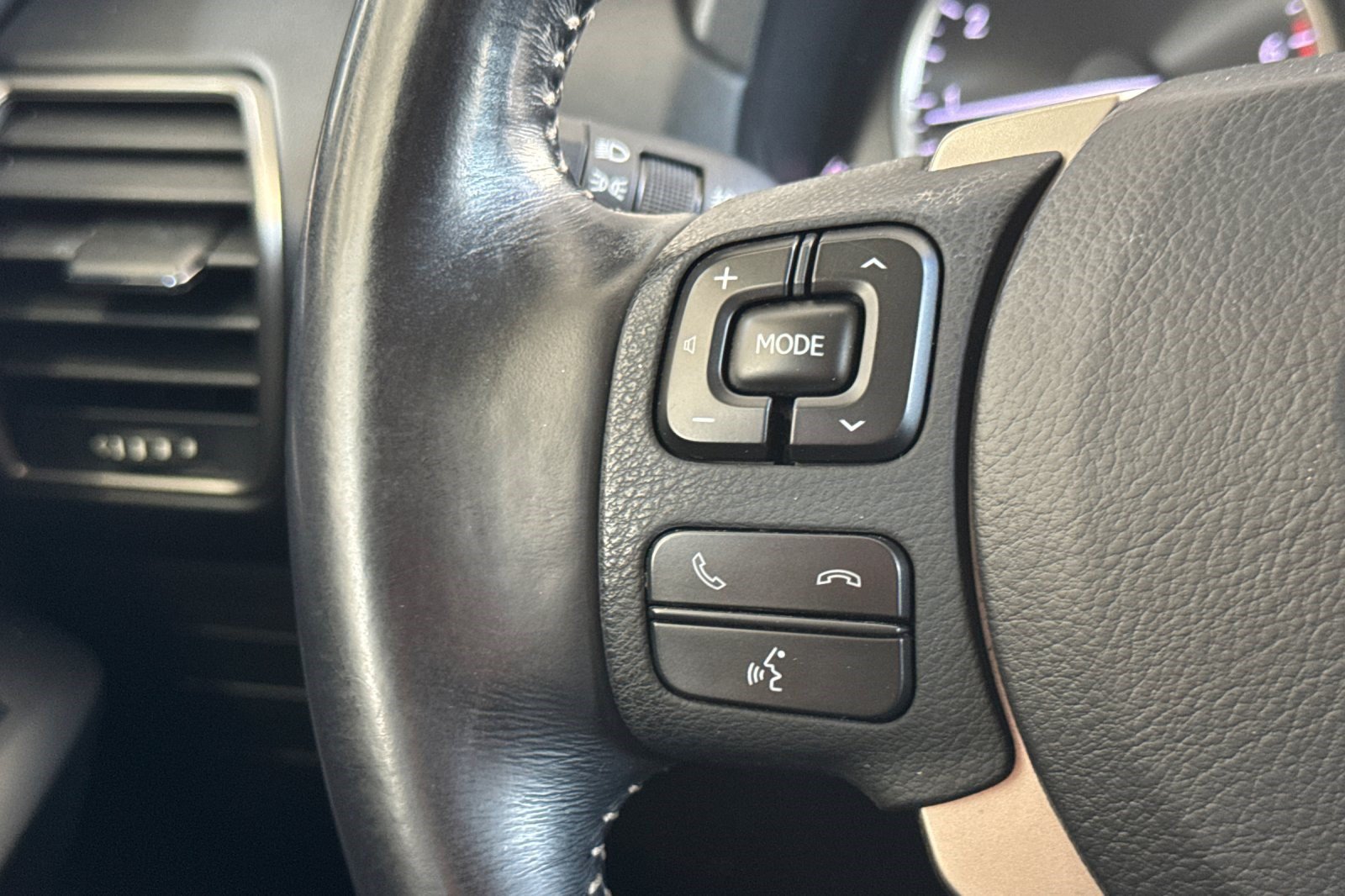 Used 2016 Lexus NX 200t FWD w/ Accessory Package image 30