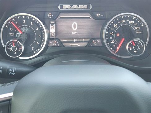 New 2026 RAM 1500 4x4 Crew Cab image 11