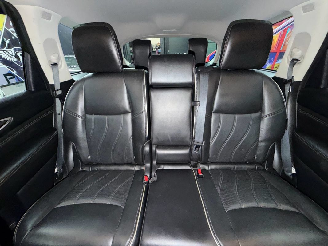Used 2018 INFINITI QX60 Luxe w/ Premium Plus Package AWD/4WD image 34