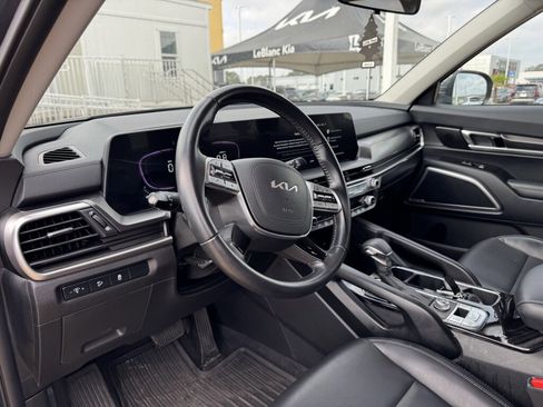 Used 2024 Kia Telluride LX image 28