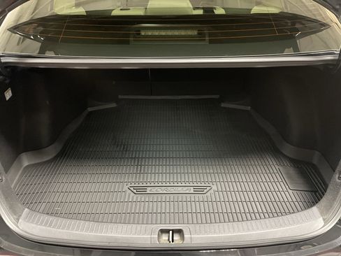 Used 2022 Toyota Corolla LE image 34