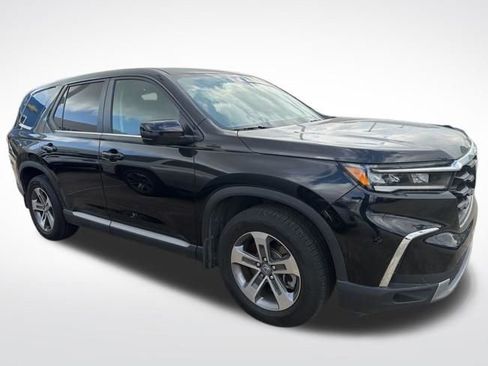 Used 2025 Honda Pilot EX-L image 5