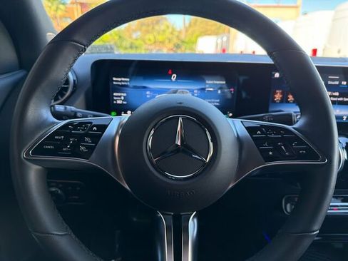 Certified 2025 Mercedes-Benz GLA 250 GLA 250 4D Sport Utility 4MATI image 27