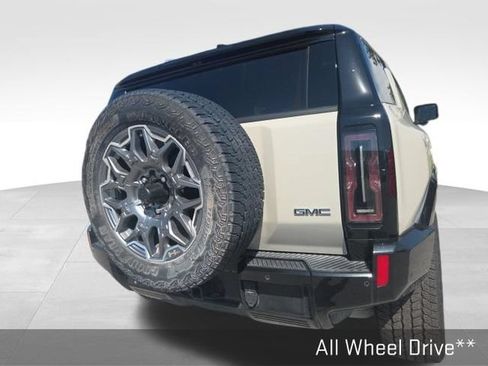 Used 2026 GMC Hummer EV SUV AWD/4WD image 7