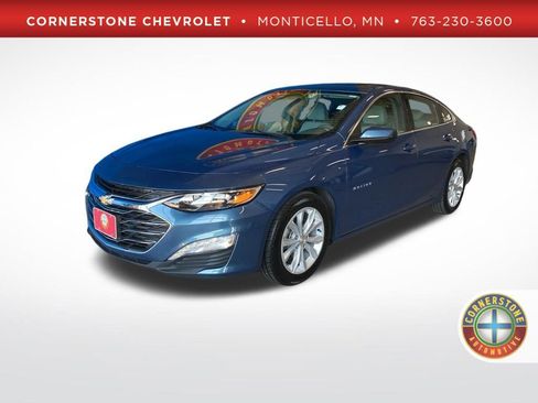 Used 2024 Chevrolet Malibu LT image 1