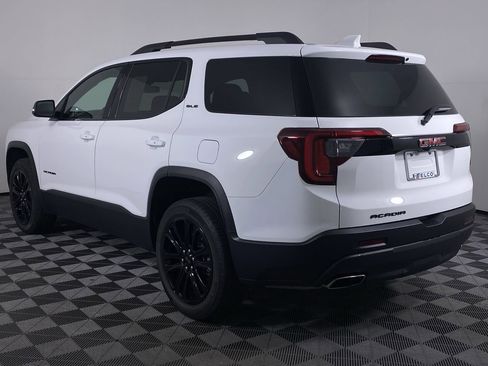 Certified 2023 GMC Acadia SLE w/ Driver Convenience Package image 17