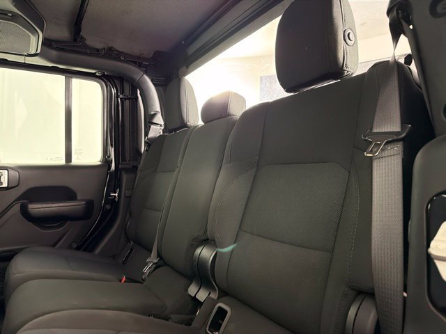 Used 2023 Jeep Gladiator Sport AWD/4WD image 23