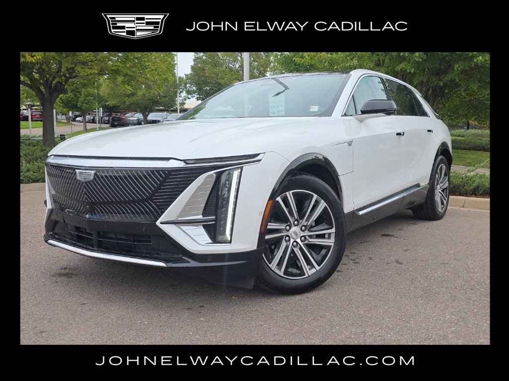 Used 2024 Cadillac Lyriq Luxury AWD/4WD image 1