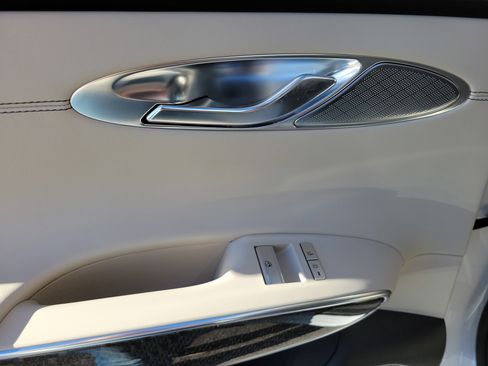 Used 2023 Genesis GV70 3.5T Sport w/ Sport Prestige Package image 22