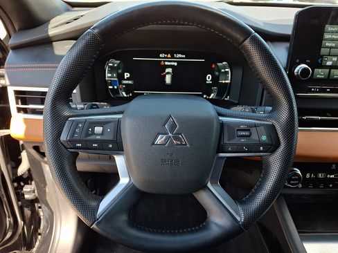 Used 2022 Mitsubishi Outlander SEL AWD/4WD image 17
