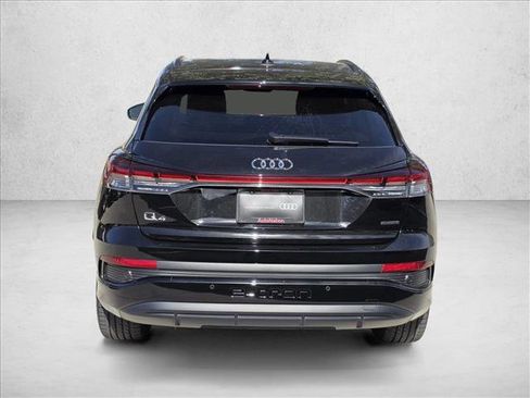 Certified 2024 Audi Q4 e-tron Premium image 6
