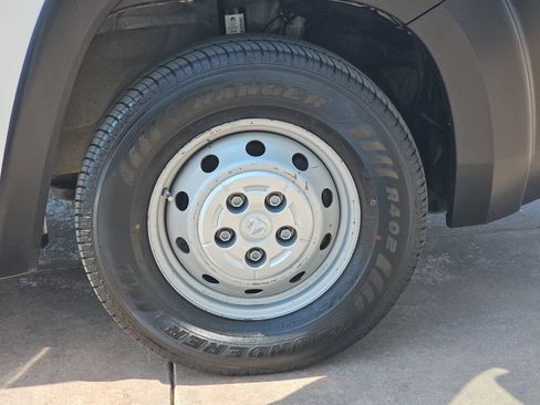 Used 2023 RAM ProMaster 2500 FWD image 38