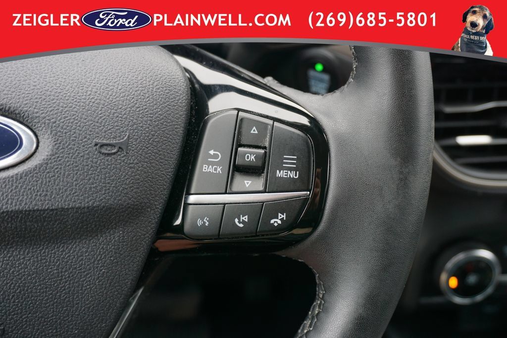 Used 2022 Ford Escape SE w/ Cold Weather Package FWD image 26